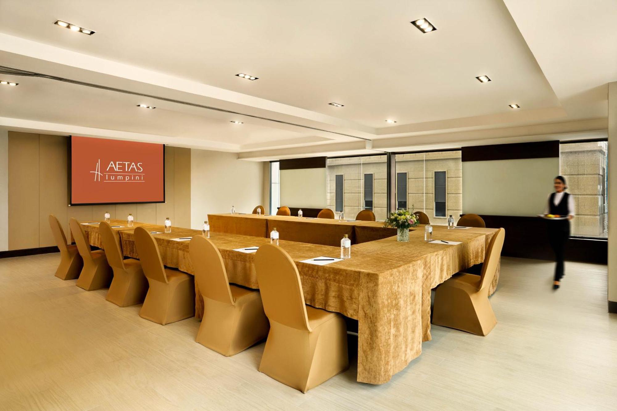 Aetas Lumpini Hotell Bangkok Eksteriør bilde